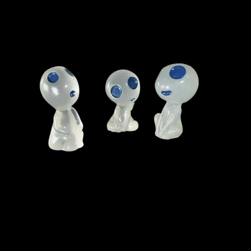 Figurine décorative Kodama de couleur bleue